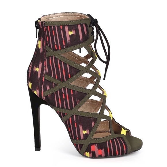 Abstract Caged Peep Toe Stiletto Ankle Bootie - Picture 3 of 6